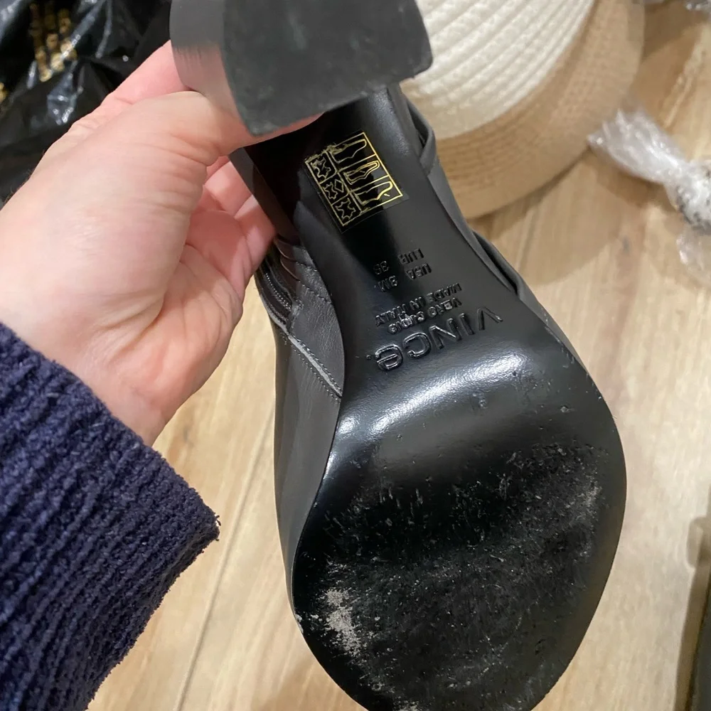 V I N C E / BRIGHAM peep toe booties in graphite ankle boots Like new - Picture 5 of 8